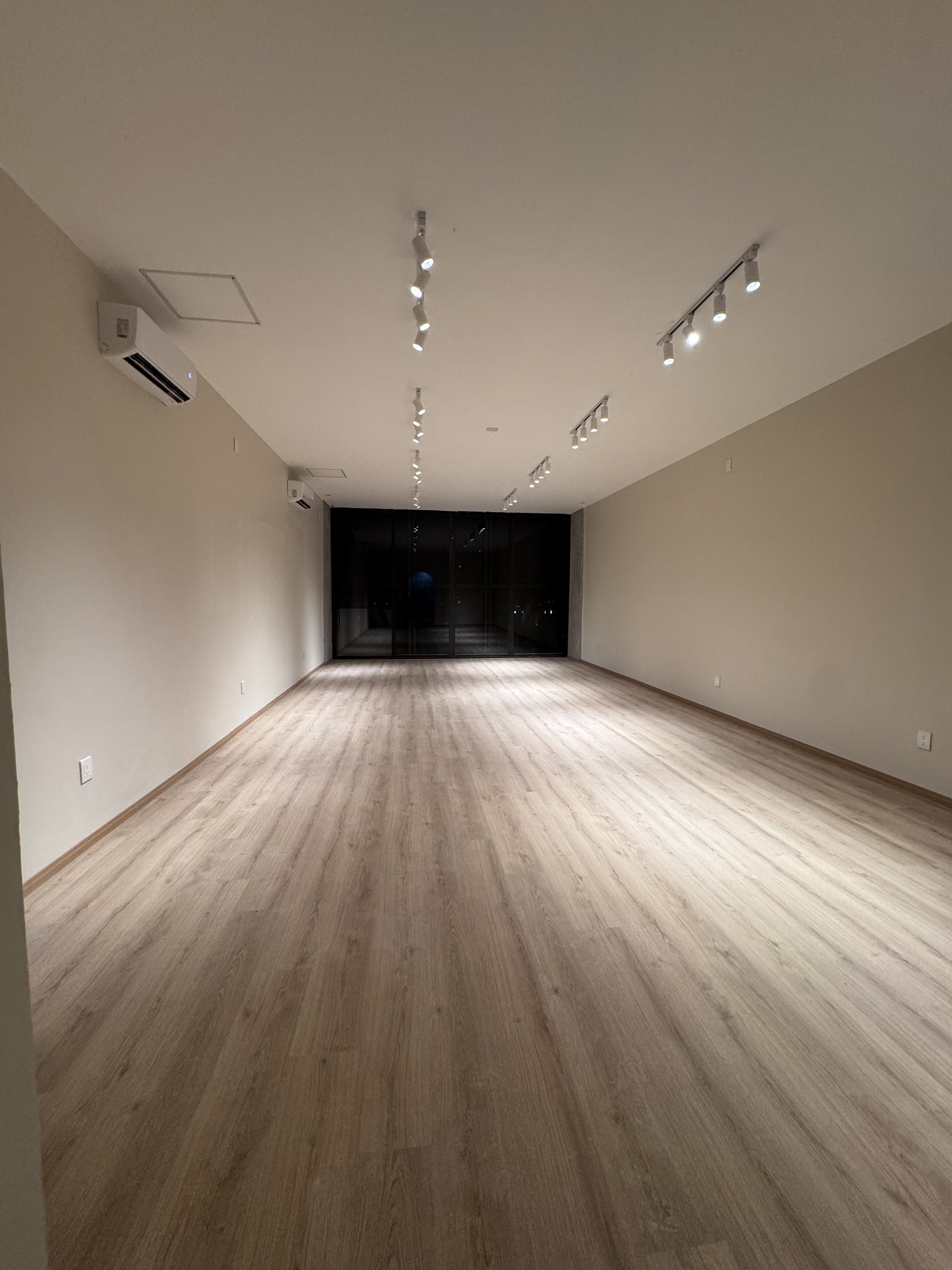 Sotnyk Pilates - Vertical 2